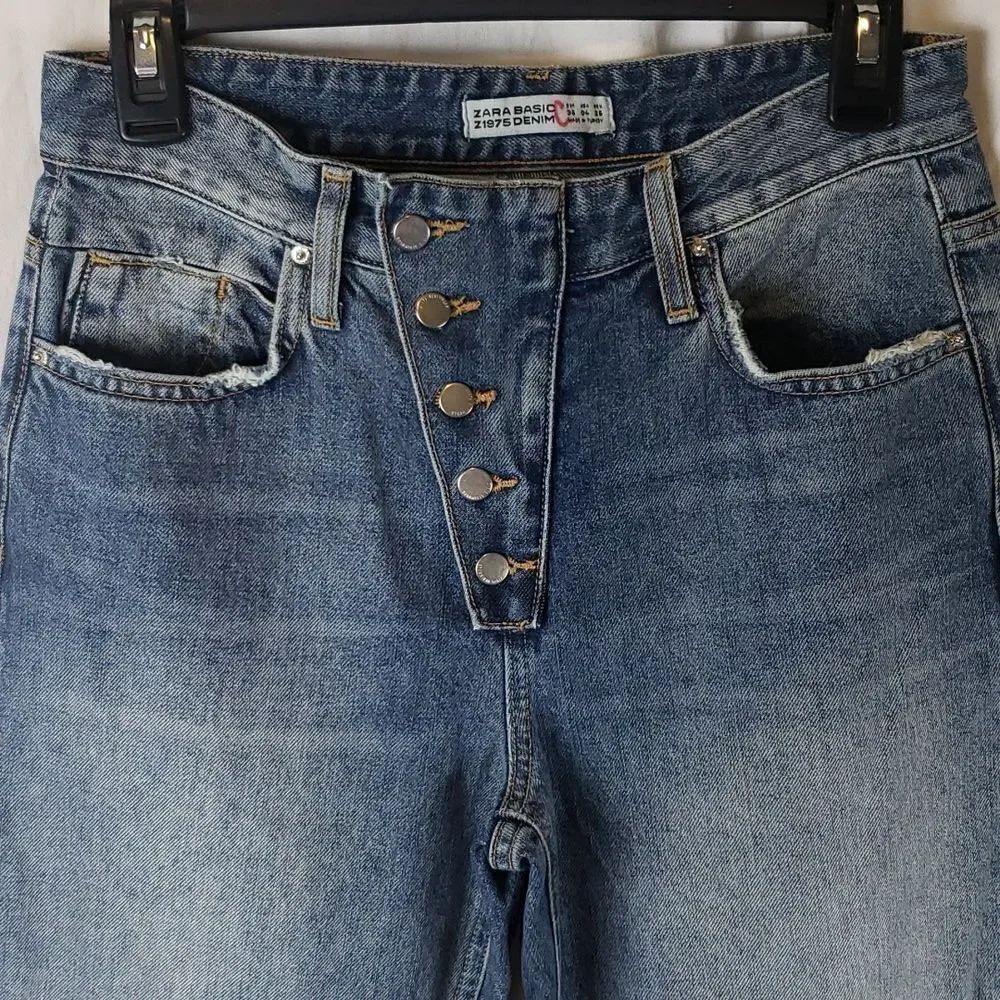 Zara Women's 4 Relaxed Blue Jeans